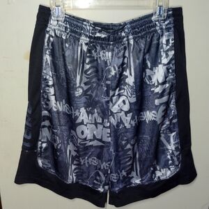 And1 Athletic Shorts Gray Graffiti Pattern